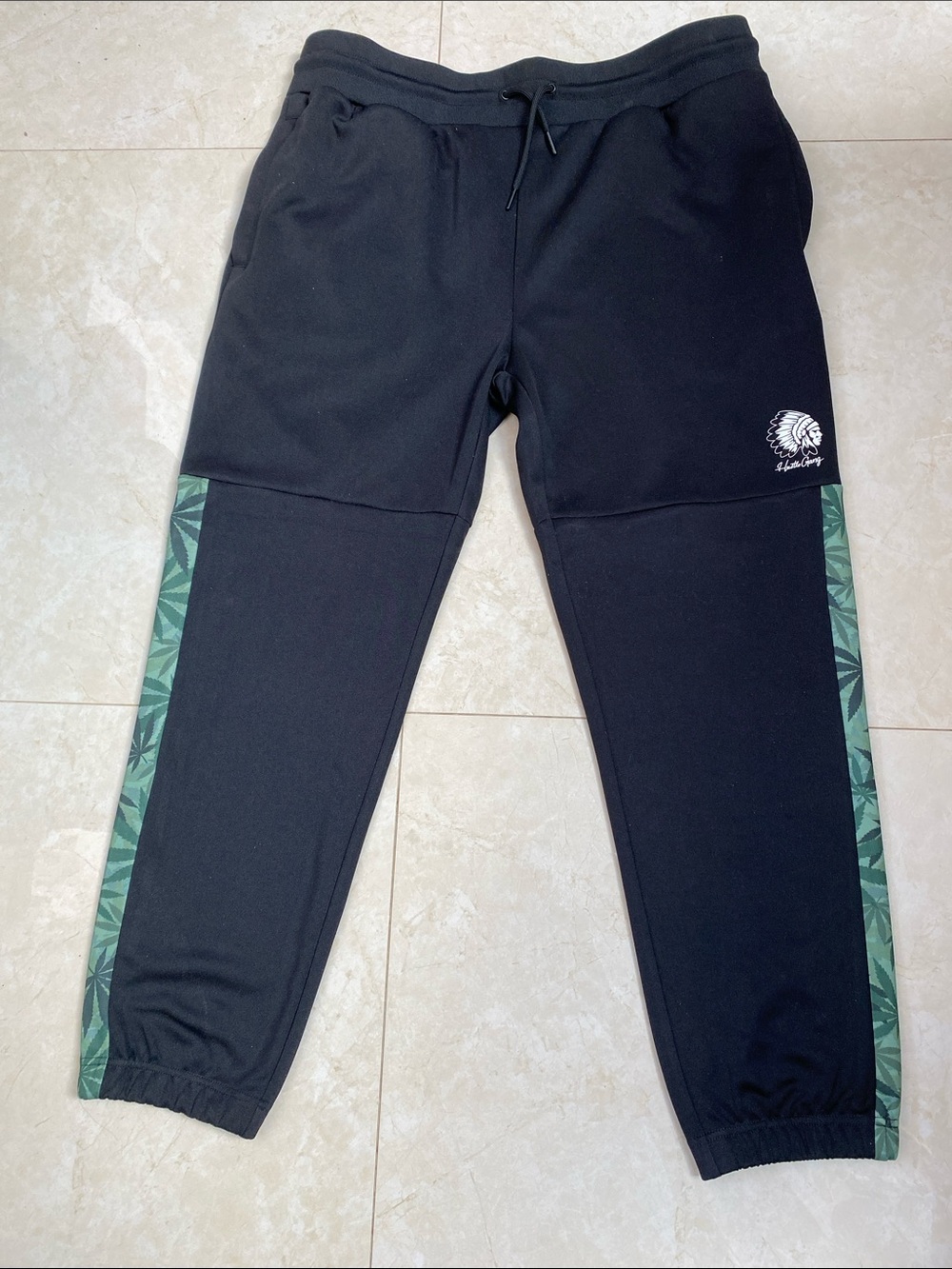 New w Tags Hustle Gang of America 2XL Black Track Pants w Weed side Panels